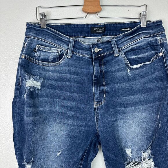 Judy Blue Boyfriend Fit Distressed Jeans 18 Stretch High Rise Casual Pull On - Picture 2 of 9